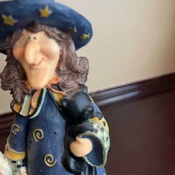 Hand-Painted Halloween Witch Figurine with Pumpkins and Ghost-Jim Shore Style - Picture 7 of 7